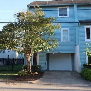 Holiday home Luxury Townhouse